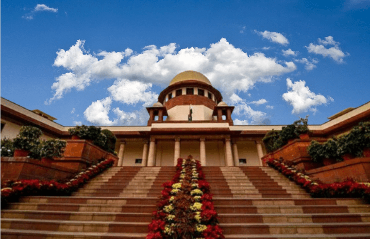 Supreme Court To Examine Validity Of 'Exorbitant' Enrolment Fees Charged By State Bar Councils.