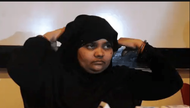 BILKIS BANO CASE: UNION AND GUJARAT GOVT. EXPRESS RELUCTANCE TO SHARE FILES ON REMISSION OF 11 LIFE CONVICTS, MIGHT SEEK REVIEW OF SC'S ORDER: