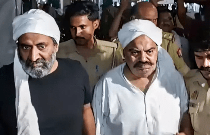 IN ATIQUE AHMED MURDER THE PRAYAGRAJ COURT HAS REMANDED THE 3 SHOOTERS TO A 4 DAY POLICE CUSTODY