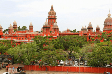 CASTE WILL HAVE  NO  ROLE TO PLAY IN APPOINTEMENT  OF TEMPLE PRIESTS: MADRAS HIGH COURT