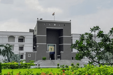 Once FIR is quashed, media must delete articles regarding filing of FIR since they harm reputation: Gujarat High Court