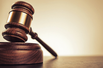 THE LEGALITIES OF COLLECTING AND STORING CUSTOMER DATA