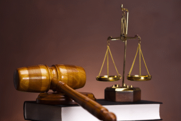 COMPARATIVE STUDY OF THE ADVOCATES ACT AND UK LEGAL PROFESSION REGULATIONS